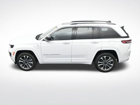 Used 2023 Jeep Grand Cherokee Overland image 30