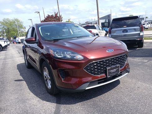 Used 2021 Ford Escape SE FWD image 26
