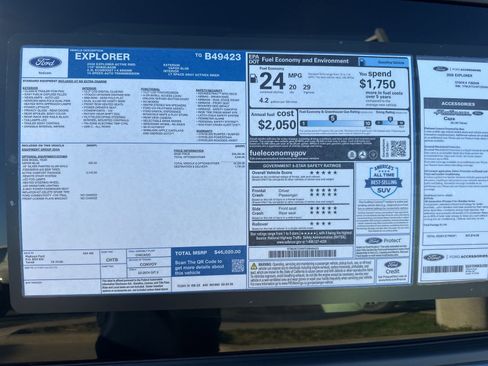 New 2026 Ford Explorer Active RWD image 12