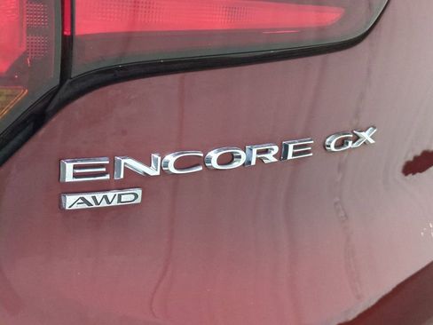 Used 2022 Buick Encore GX Select w/ Sport Touring Package image 16