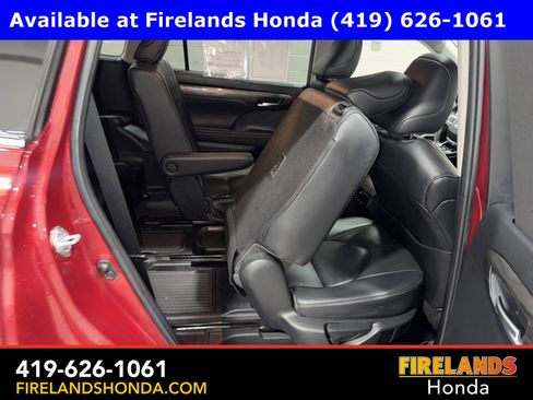 Used 2023 Toyota Highlander Limited image 40