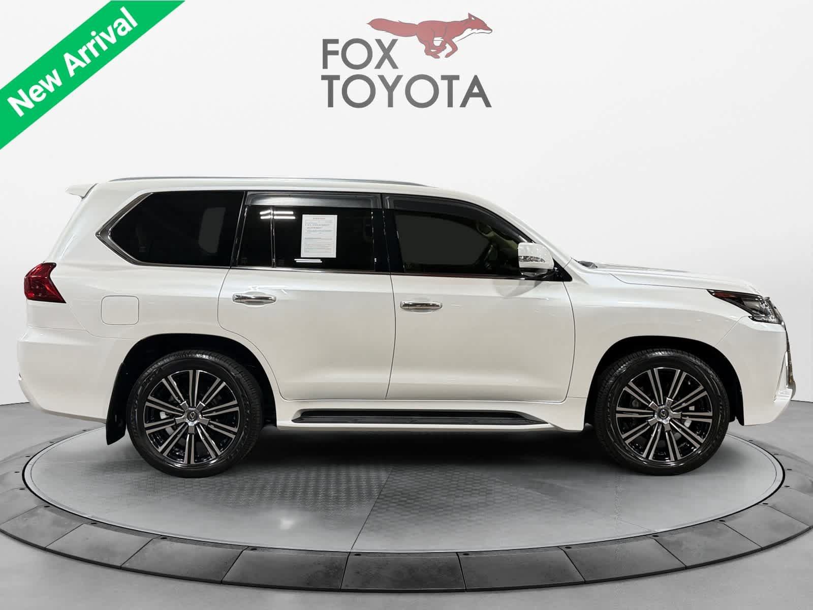 Used 2018 Lexus LX 570 4WD w/ Luxury Package image 7