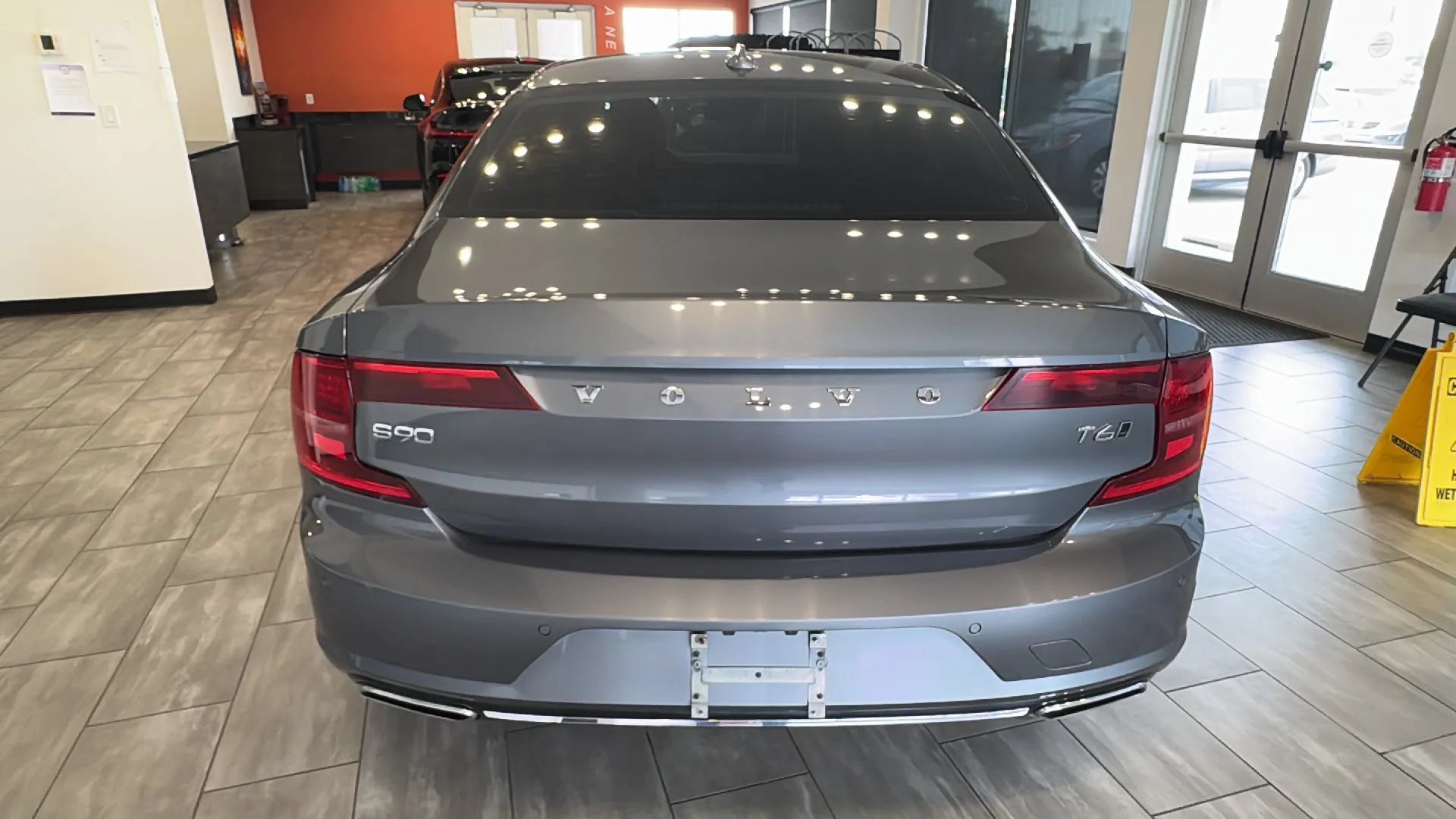 Used 2018 Volvo S90 T6 Momentum AWD/4WD image 14