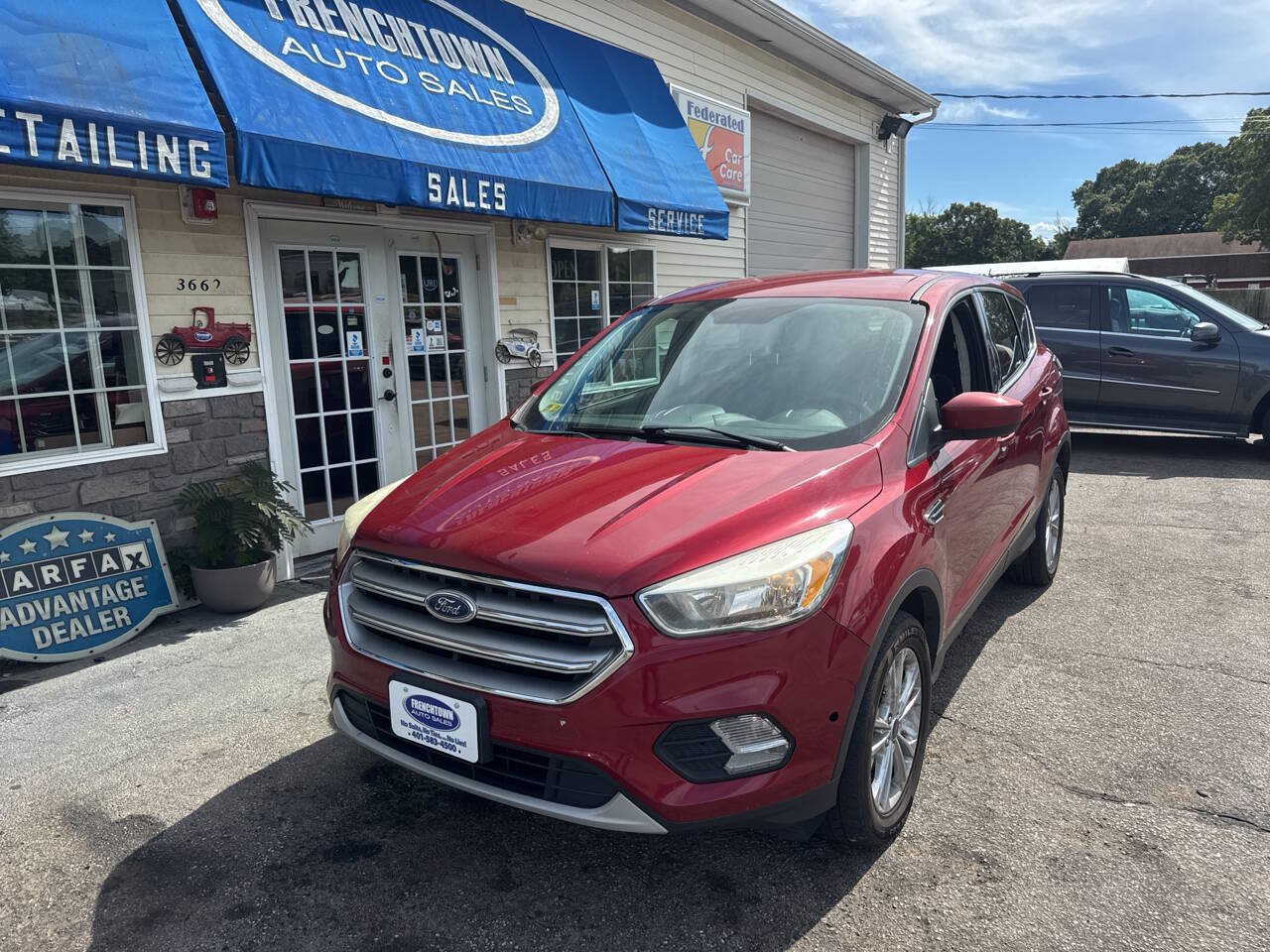 Used 2017 Ford Escape SE AWD/4WD image 5