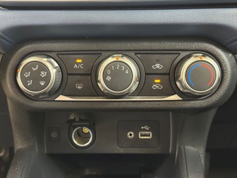 Used 2024 Nissan Versa SV FWD image 34