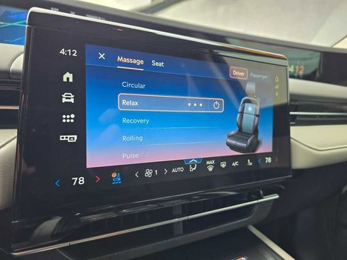 Used 2024 Lincoln Nautilus Reserve w/ Equipment Group 203A image 15