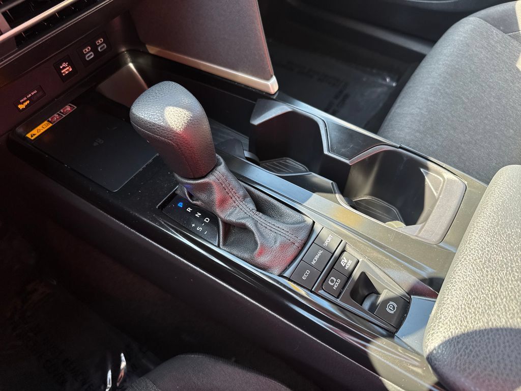Used 2025 Toyota Camry LE FWD image 26