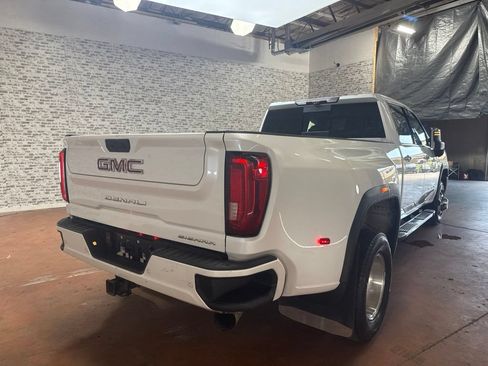 Used 2020 GMC Sierra 3500 Denali w/ Denali Ultimate Package AWD/4WD image 7