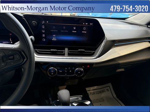 Used 2024 Chevrolet Trax LT FWD image 21