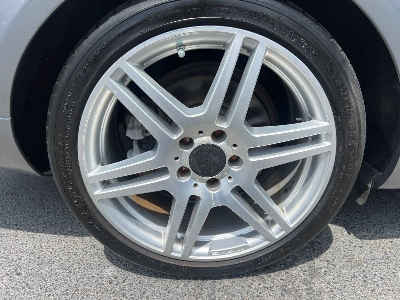 Used 2011 Mercedes-Benz E 350 Cabriolet image 19