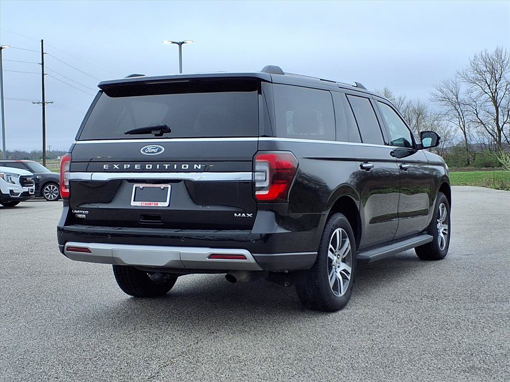 Used 2024 Ford Expedition Max Limited AWD/4WD image 3