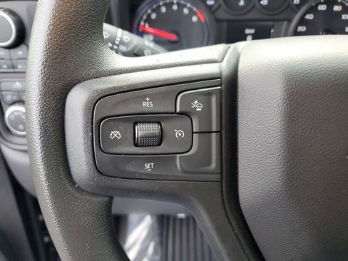 Used 2023 Chevrolet Silverado 1500 Custom image 18