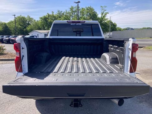 Used 2023 Chevrolet Silverado 2500 Custom w/ Custom Value Package AWD/4WD image 11