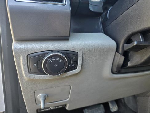 Used 2019 Ford F250 XLT AWD/4WD image 10