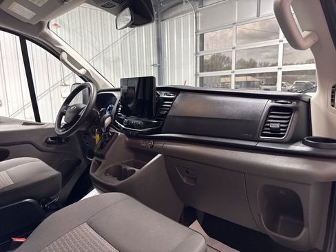 Used 2023 Ford Transit 350 XLT RWD image 22