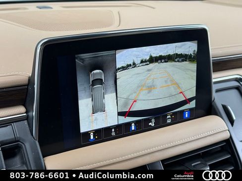 Used 2024 Chevrolet Suburban Premier w/ Premium Package AWD/4WD image 5