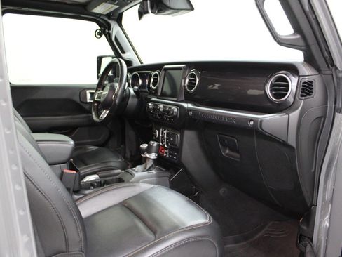 Used 2021 Jeep Wrangler Unlimited Rubicon w/ Trailer Tow Package image 10