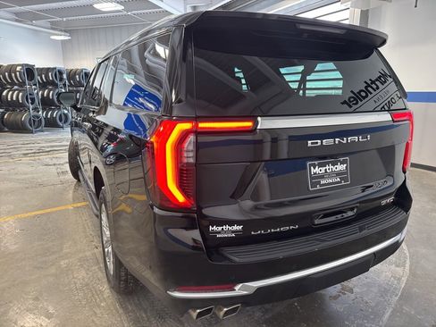 Used 2025 GMC Yukon XL Denali image 7