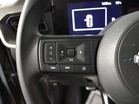 Certified 2025 Nissan Kicks SV AWD/4WD image 14