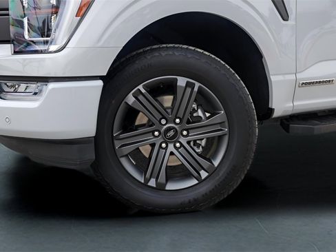 Used 2023 Ford F150 Lariat w/ Equipment Group 502A High image 4