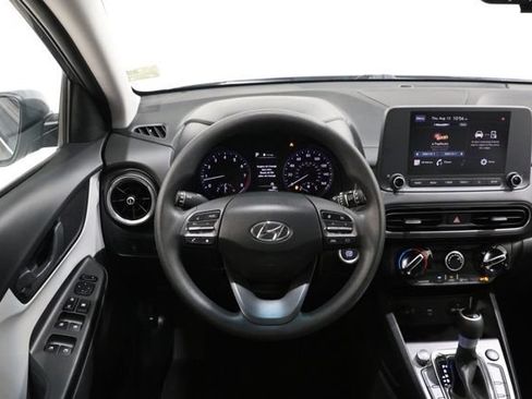Used 2023 Hyundai Kona SEL AWD/4WD image 12