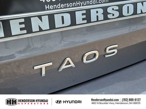 Used 2023 Volkswagen Taos SE FWD image 12
