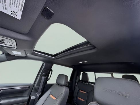 Used 2023 GMC Sierra 1500 AT4 w/ Technology Package image 13