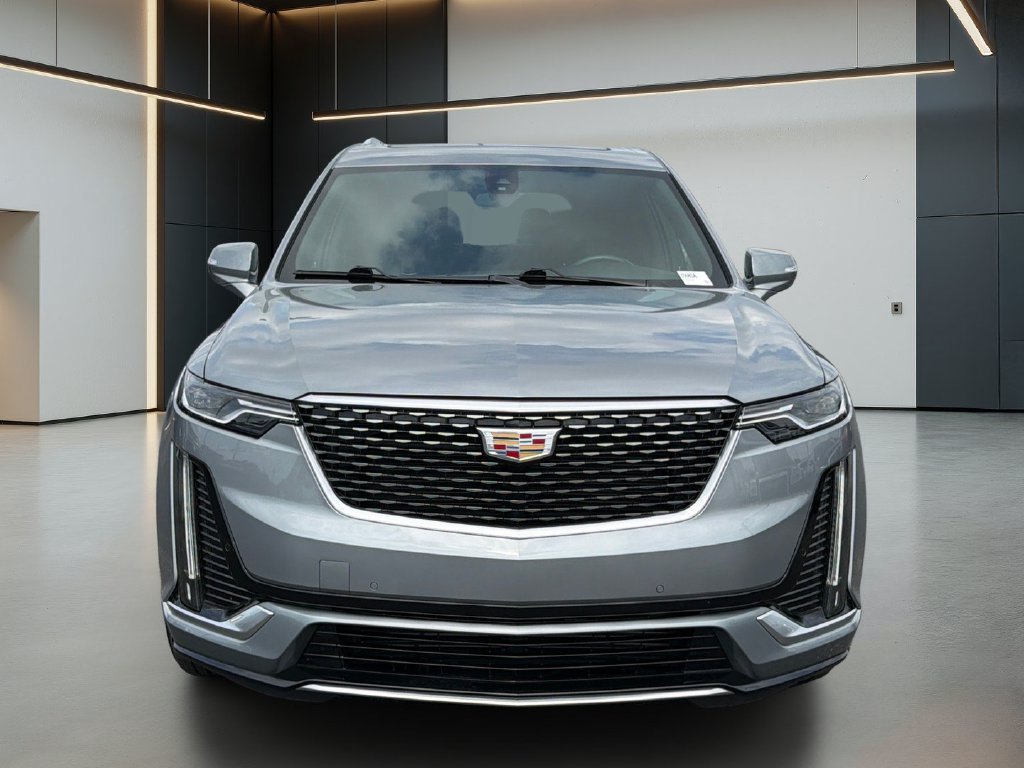 Certified 2024 Cadillac XT6 Luxury w/ LPO, Floor Liner Package FWD image 9