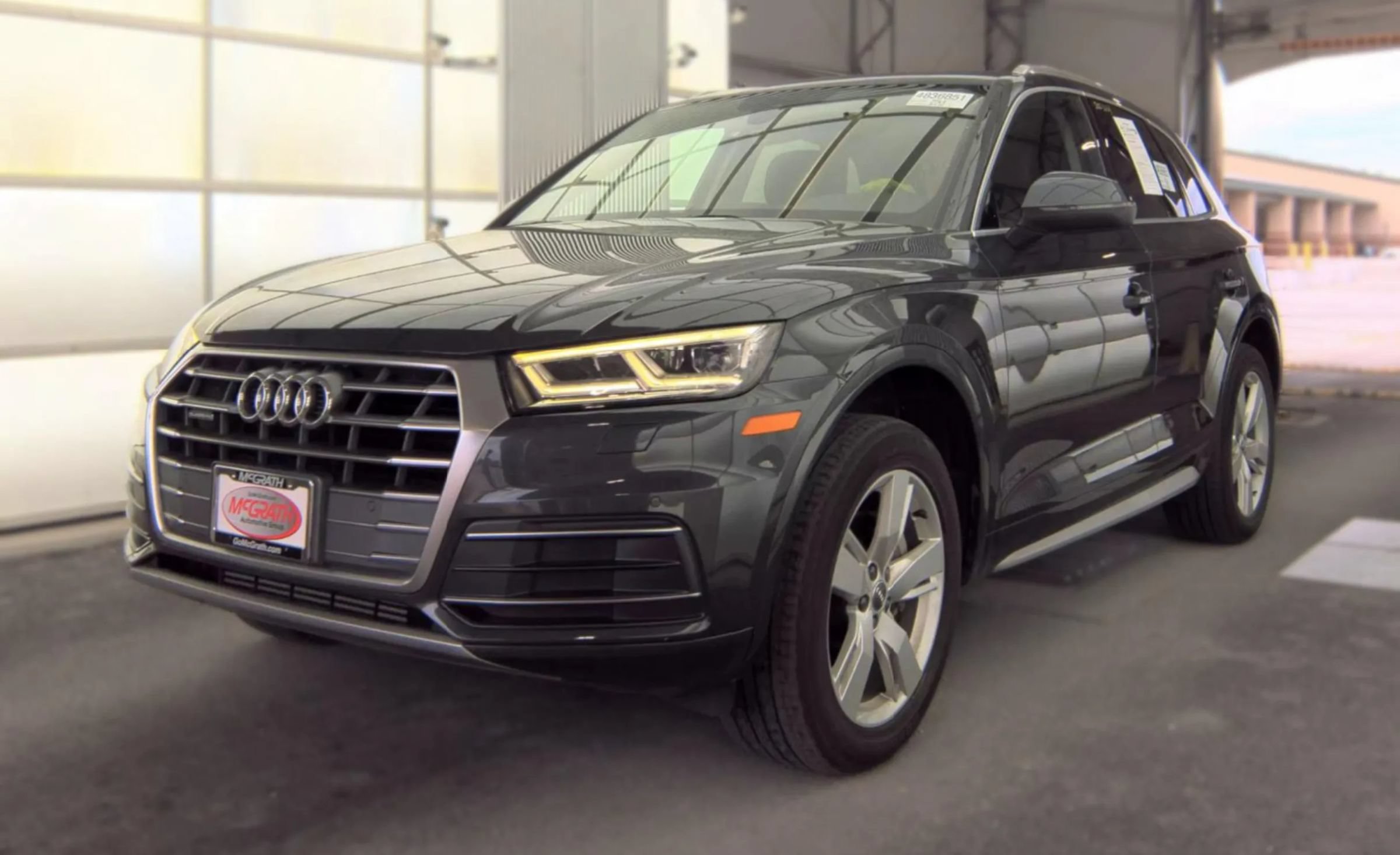 Used 2018 Audi Q5 2.0T Premium Plus w/ Premium Plus Package AWD/4WD image 1