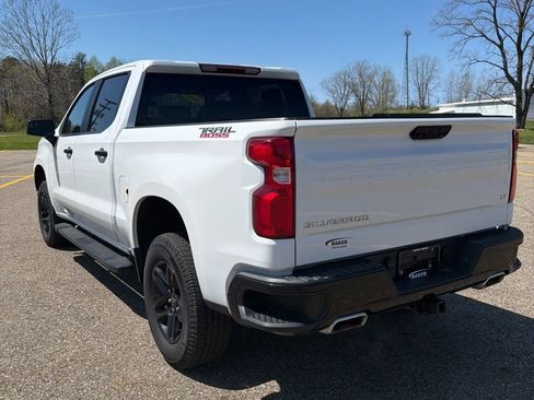 Used 2024 Chevrolet Silverado 1500 LT Trail Boss w/ Protection Package AWD/4WD image 7