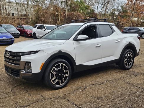 Certified 2025 Hyundai Santa Cruz Limited image 7