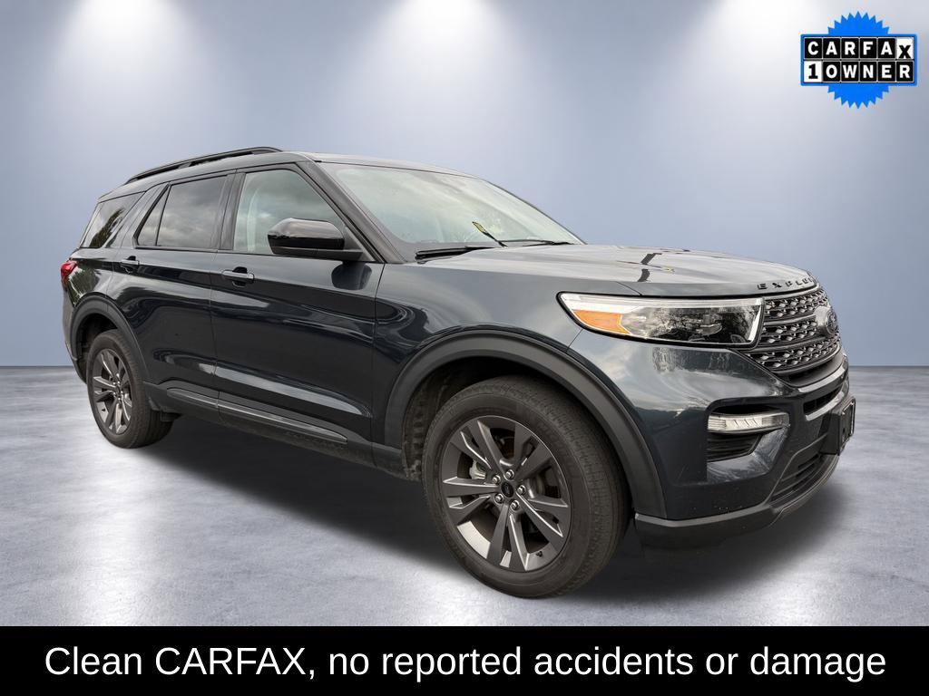 Certified 2023 Ford Explorer XLT w/ Equipment Group 202A AWD/4WD image 1