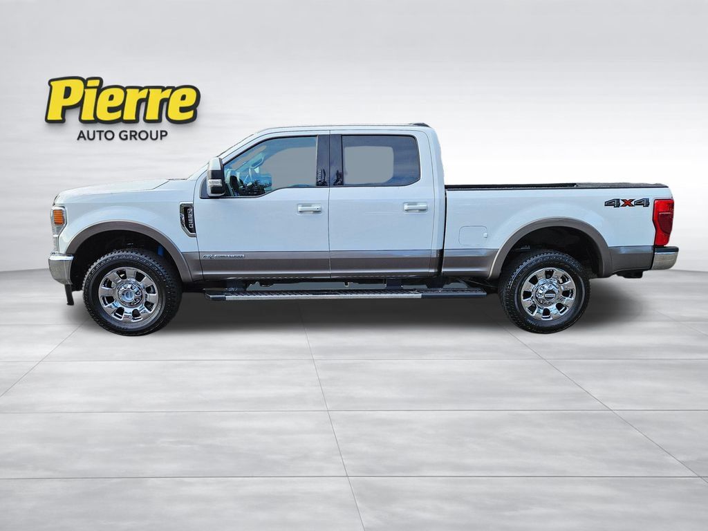 Used 2022 Ford F250 Lariat w/ Lariat Value Package AWD/4WD image 2