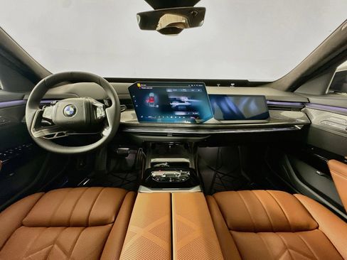 New 2027 BMW 740i xDrive w/ M Sport Professional Package AWD/4WD image 14