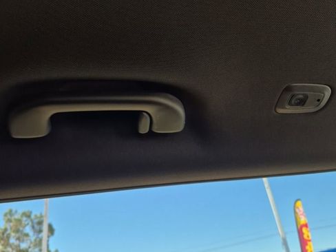 Used 2023 Jeep Grand Cherokee L Altitude image 57