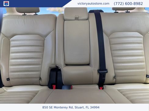 Used 2017 Ford Edge SEL w/ Equipment Group 201A FWD image 12