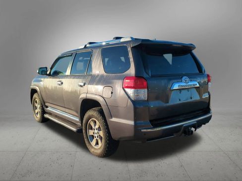 Used 2011 Toyota 4Runner SR5 image 4