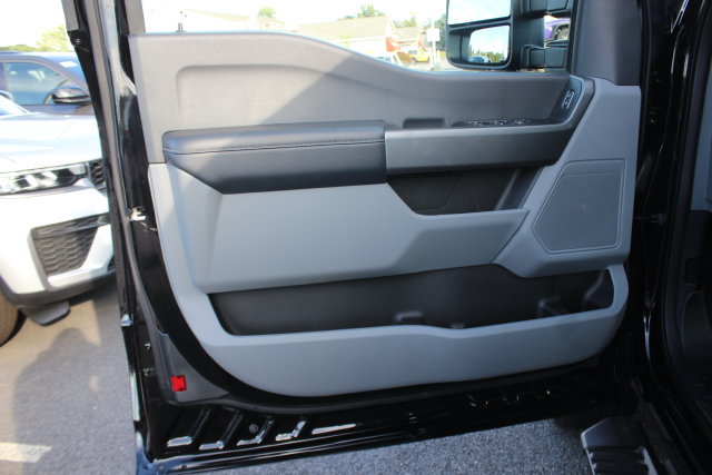 Used 2025 Ford F250 XL w/ STX Appearance Package AWD/4WD image 21