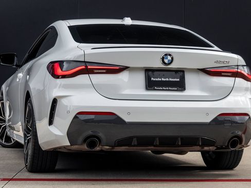 Used 2024 BMW 430i Coupe w/ M Sport Package RWD image 6