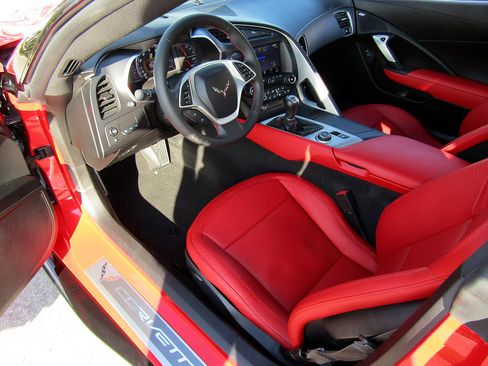 Used 2014 Chevrolet Corvette Stingray Coupe w/ 2LT Preferred Equipment Group image 10