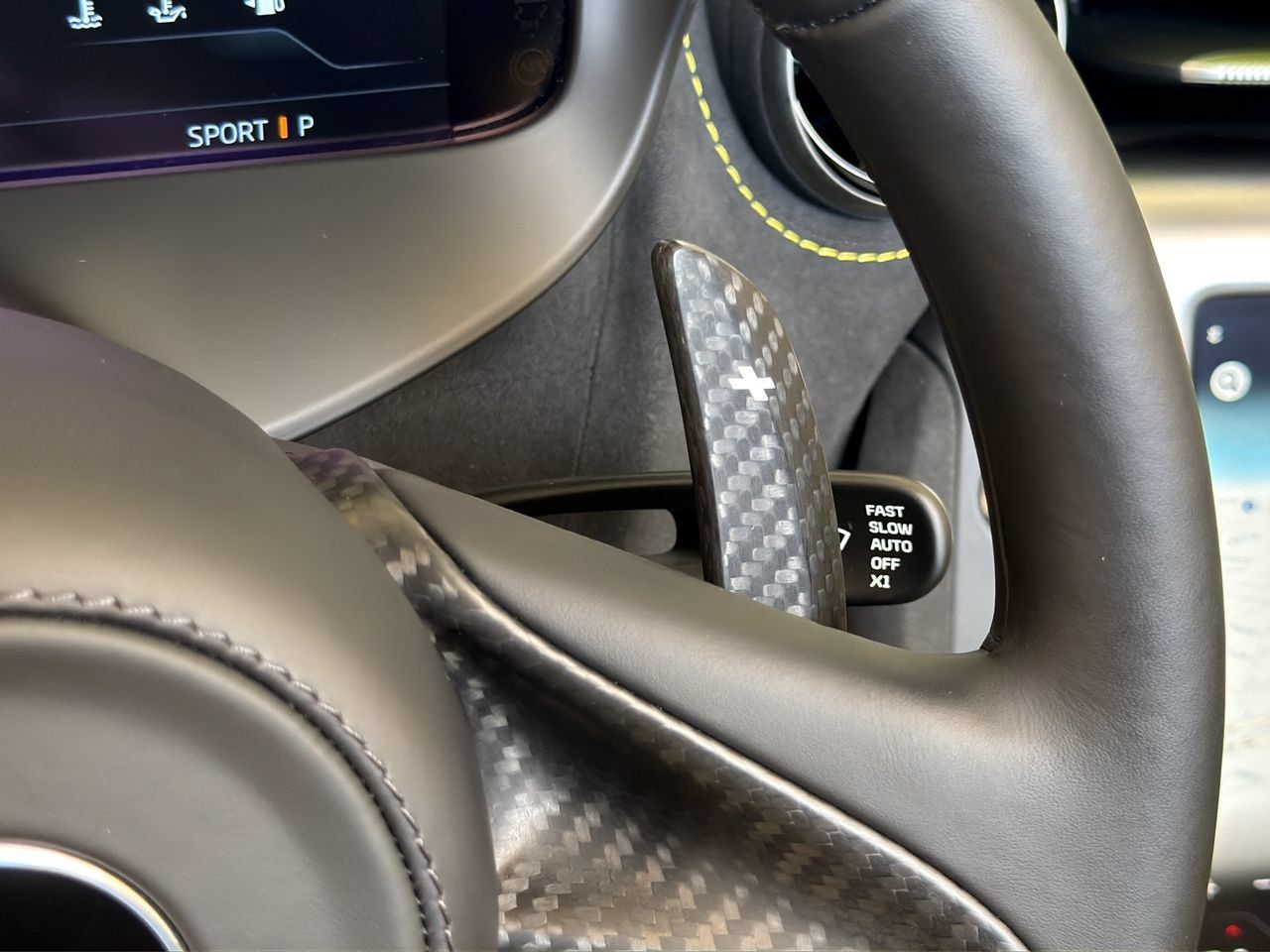 Used 2025 McLaren 750S Spider RWD image 30