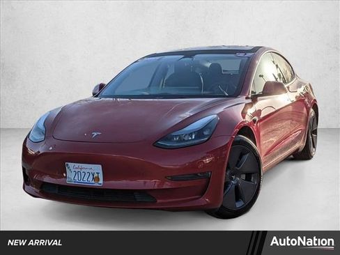 Used 2022 Tesla Model 3 image 1