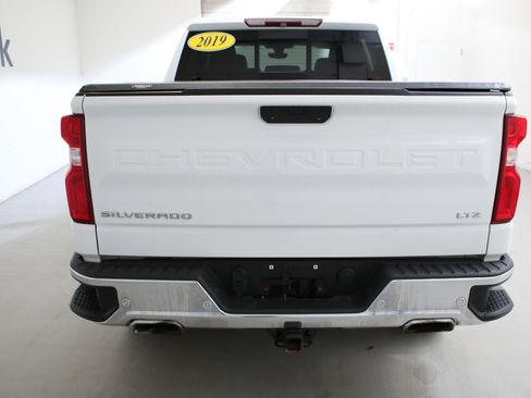 Used 2019 Chevrolet Silverado 1500 LTZ w/ LTZ Plus Package AWD/4WD image 8