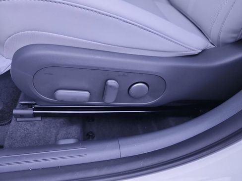 New 2026 Hyundai Kona SEL Premium AWD/4WD image 12