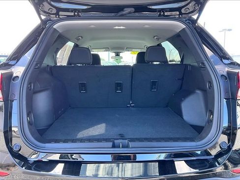 Used 2024 Chevrolet Equinox LS w/ LS Convenience Package FWD image 29