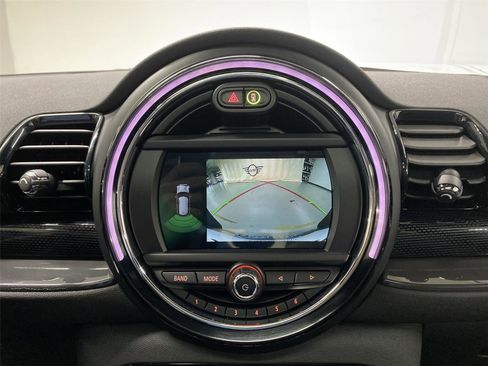 Used 2019 MINI Cooper Clubman S w/ Premium Package image 27