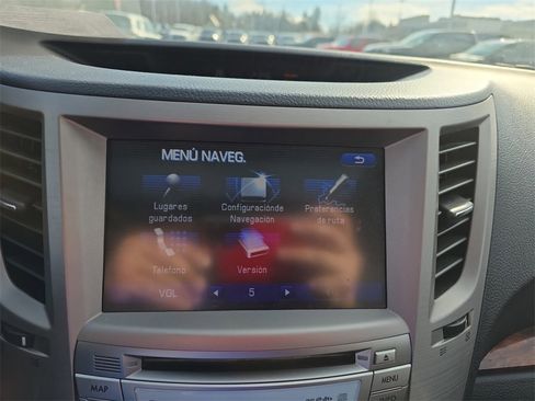 Used 2012 Subaru Outback 2.5i Limited image 17