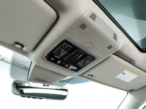 New 2026 Volkswagen Atlas SE FWD image 26