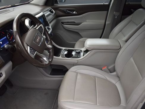 Used 2021 GMC Acadia SLT image 13