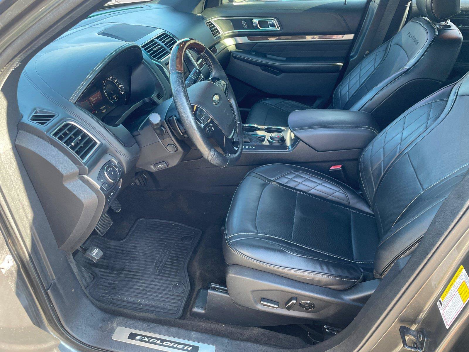 Used 2016 Ford Explorer Platinum AWD/4WD image 9